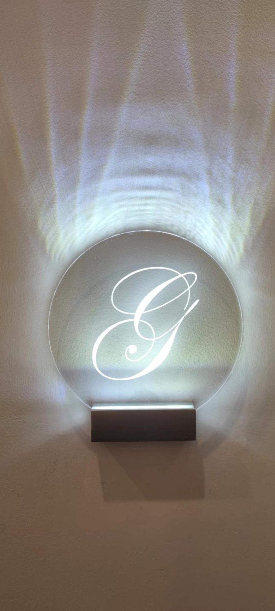 B And G San Babila- Luxury In The Heart Of Milano - Design District Hotell Exteriör bild
