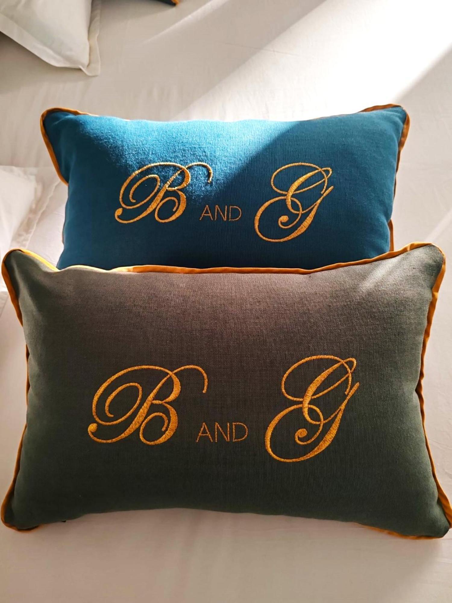 B And G San Babila- Luxury In The Heart Of Milano - Design District Hotell Exteriör bild